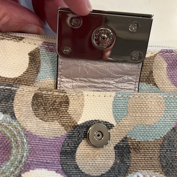 Coach Crossbody Canvas 8x9” bag. Signature Hardware on Front pocket & zipper - Picture 5 of 15